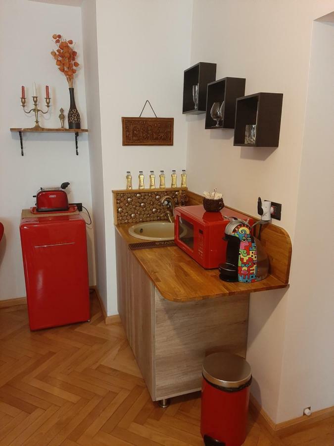 Luky10 Appartement Braşov Buitenkant foto